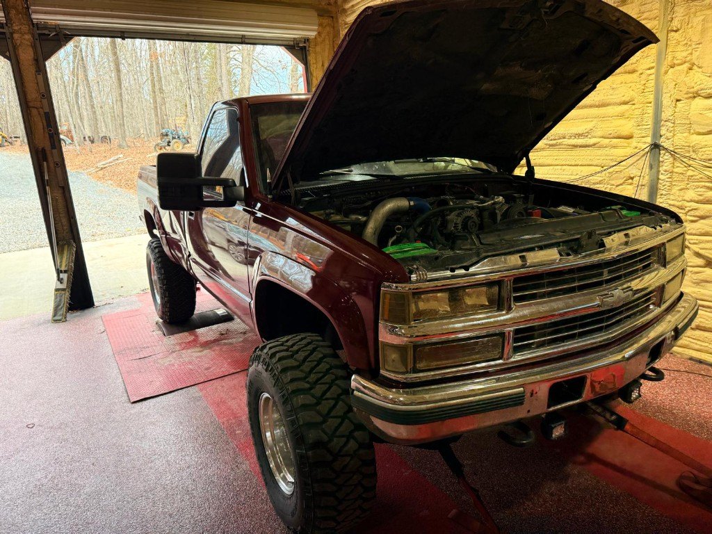 Lifted Chevrolet truck on the dyno